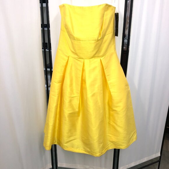 YELLOW POCKETS Size 2 Knee-Length Bridesmaid Dress, Canary Sunshine Butter Lemon - Picture 2 of 7